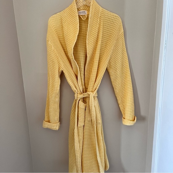 One Wednesday for Jilly Box Yellow Waffle Knit Robe - Picture 3 of 10